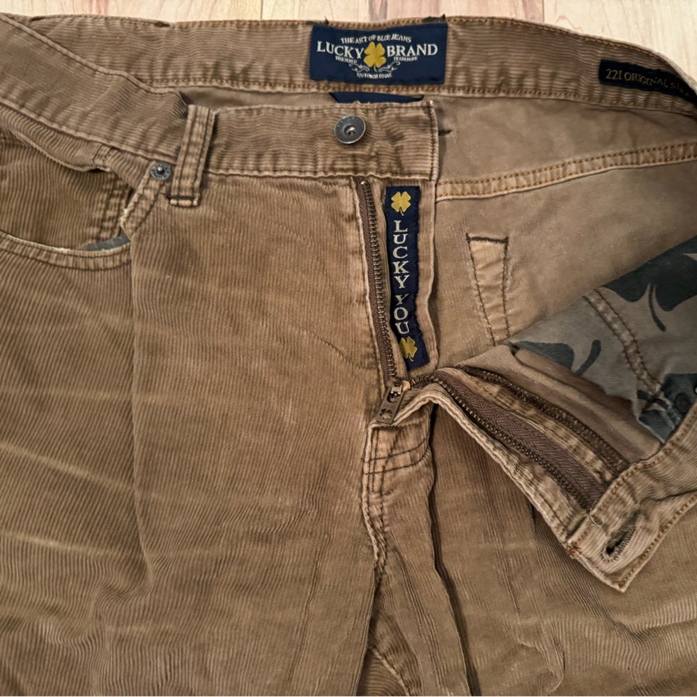 NEW Men’s Corduroy Lucky Brand (Khaki Green) 121 Heritage Slim Pants (34x32)